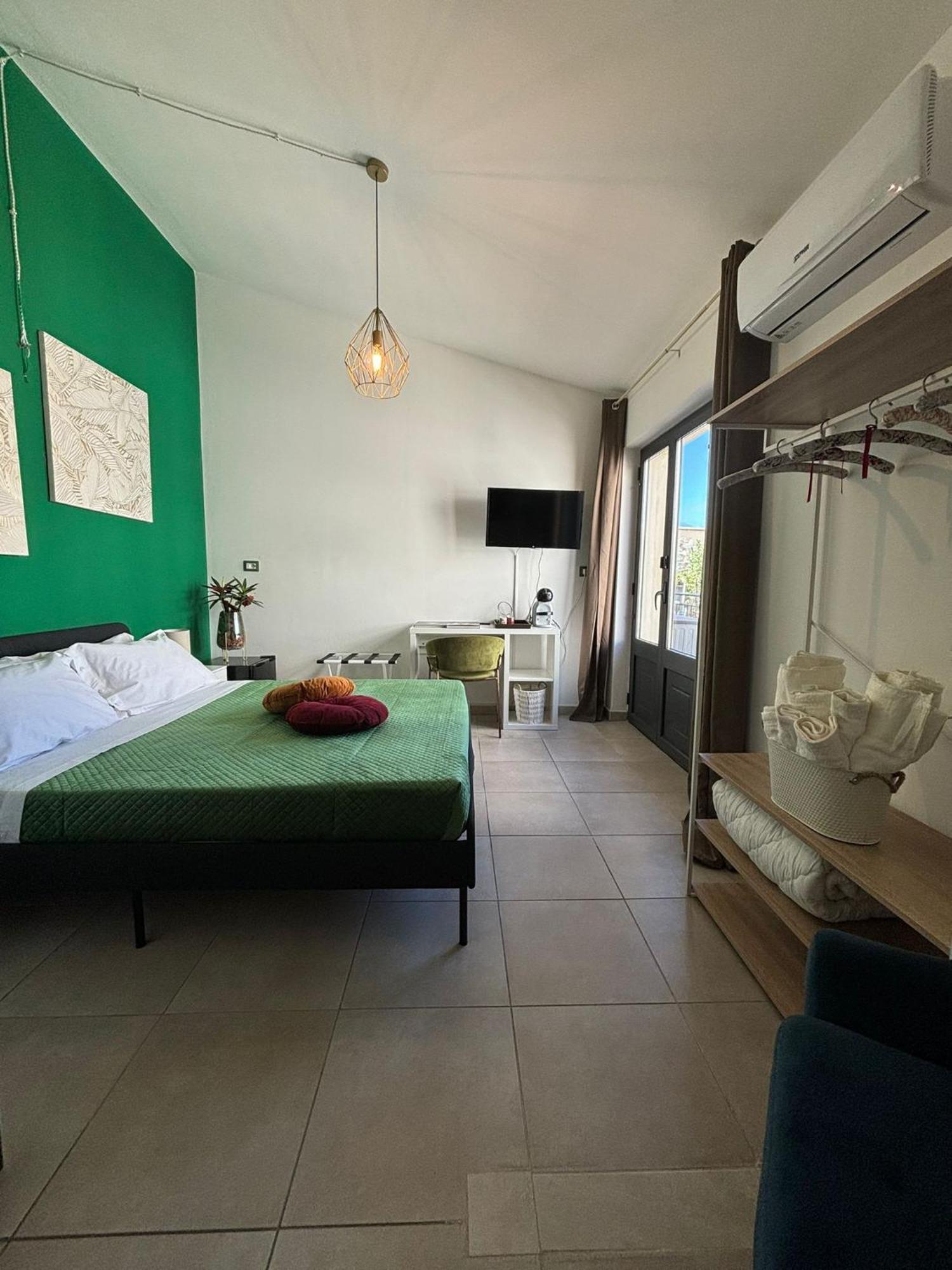 Bed & Breakfast Rooftop53 *